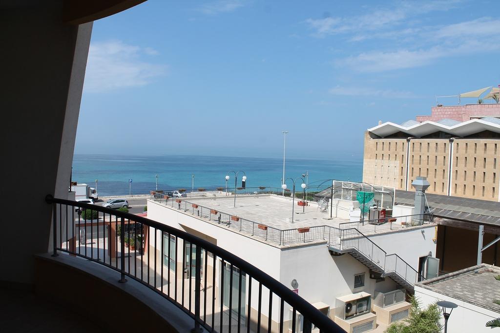 Bella Vista Apartment *