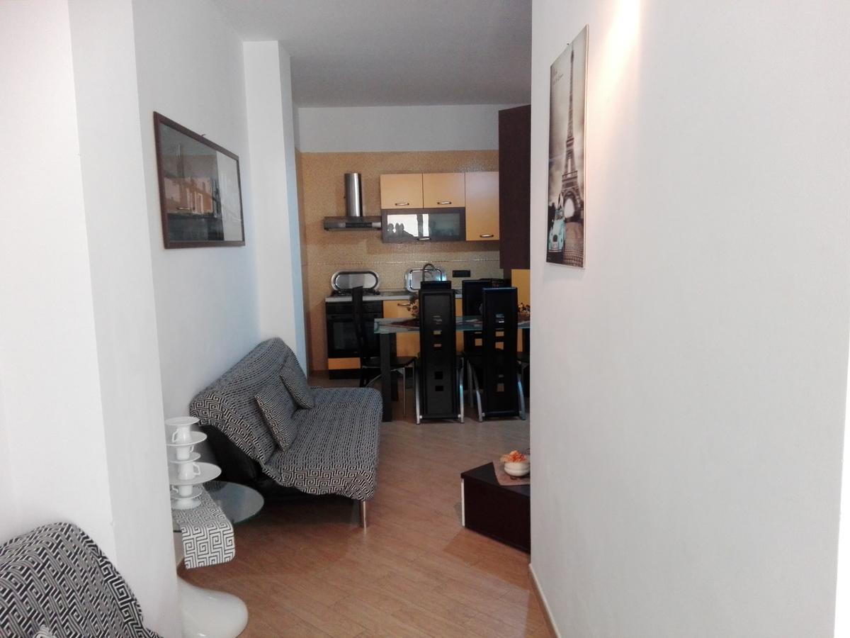 Bella Vista Apartment *